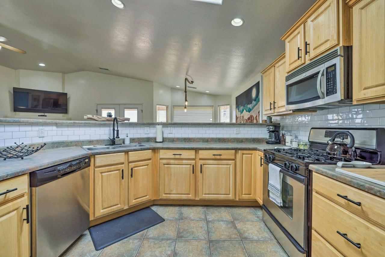 Modern Page Retreat With View, 9 Mi To Wahweap Beach Exterior foto